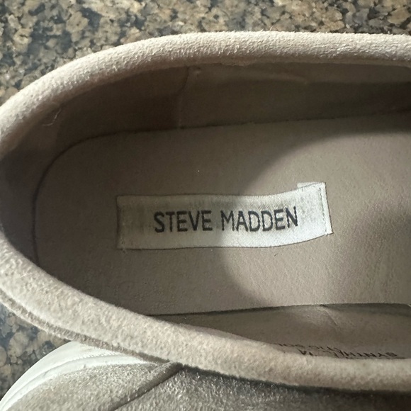 Steve Madden Shoes - Picture 4 of 5